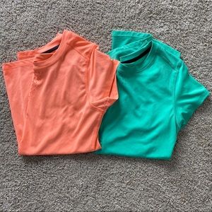 Bundle of 2 Champion Duodry keyhole workout shirts